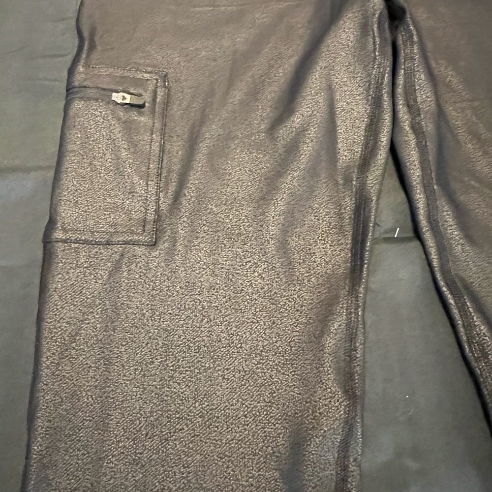 New With Tag, Black Active Leggings With Pockets!!! - Picture 2 of 5
